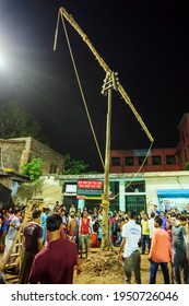 Howrah, West Bengal, India - 15th April 2019 : Hindu Devotees Gathering Around Holy Wood - During Gajan And Charak Puja - A Hindu Festival. Lord Shiva, Neel And Dharmathakur Are Worshipped.