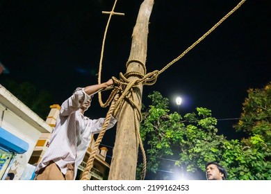 Howrah, West Bengal, India - 15th April 2019 : Holy Wood Being Erected During Gajan And Charak Puja - A Hindu Festival. Lord Shiva, Neel And Dharmathakur Are Worshipped By Worshipping This Wood.