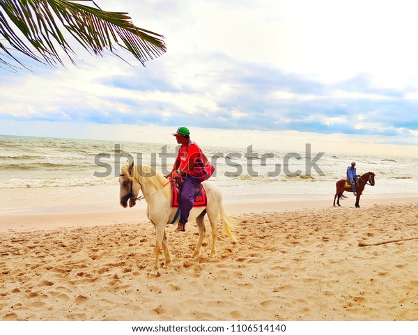 Hua Hin Thailand 17 December 2017 Stock Photo Edit Now 1106514140