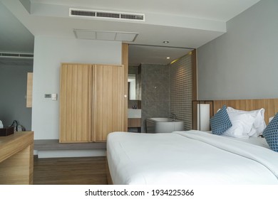 32,518 Bedroom Wardrobe Images, Stock Photos & Vectors | Shutterstock