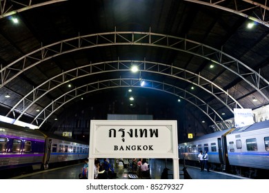 Hualampong Train Station In Night Time