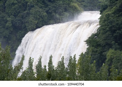 Huangguoshu Waterfall