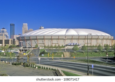 Hubert H. Humphrey Metrodome, Minneapolis, Minnesota