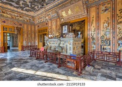 1,549 Dinh dynasty Images, Stock Photos & Vectors | Shutterstock