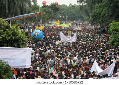 A Huge Crowd Rally Of Bangladesh Nationalist Party In A Programme In Dhaka, Bangladesh On November 25, 2013.  