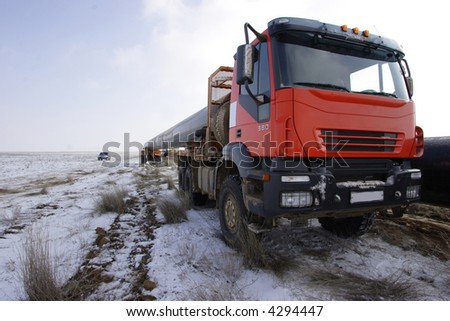 huge pipe carrier