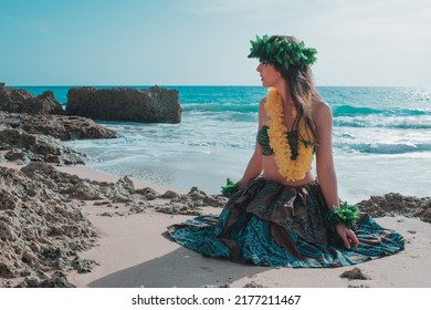 Hula Dancer On The Beach. Woman In Bikini Dancing Hawaiian Typical Of Tahiti. Tropical Lady At Beach With Flower Crown On Her Head And Neck. Ready To Party. Exotic Girl In Swimwear. Trend Promo Summer