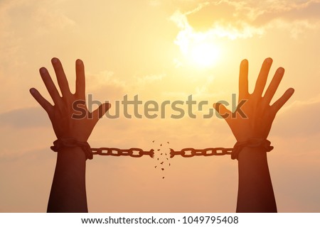 human hand chain is absent. Get free