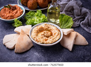 Hummus And Pita Bread