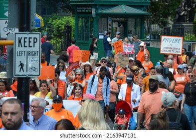 Hundreds Gathered At Foley Square, New York City And Marched Across The  Brooklyn Bridge In Support Of Survivors And Gun Violence Prevention, On June 4, 2022. 
