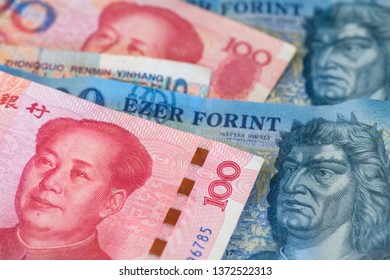 forint to aud
