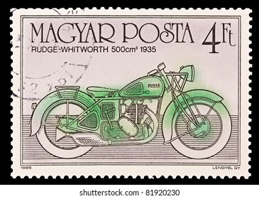 HUNGARY - CIRCA 1985: A stamp printed in Hungary shows Rudge Whitworth 500 cm 1935, circa 1985.