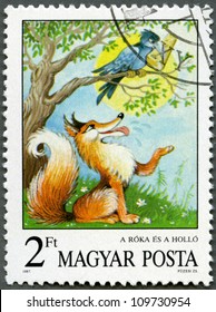 HUNGARY - CIRCA 1987: A Stamp Printed By Hungary Shows The Fox And The Crow, Aesops Fables, Fairy Tales Series, Circa 1987