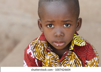 Hunger Africa Symbol - Little African Boy With Rice On Mouth