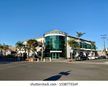 Huntington Beach, CA / USA - October 22, 2019: Starbucks Coffee Shop On Main Street In Downtown Huntington Beach, California, USA 