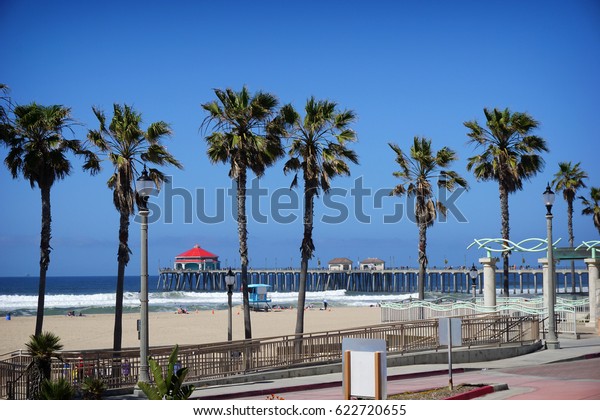 Huntington Beach Pier On California Coast Stock Photo (Edit Now) 622720655