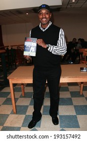 HUNTINGTON, NY-MAY 16: Former MLB Player/manager Willie Randolph Signs Copies Of His Book 