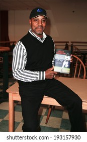 HUNTINGTON, NY-MAY 16: Former MLB Player/manager Willie Randolph Signs Copies Of His Book 