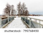 The Hupisaaret Islands City Park is a public urban park located in the delta of the River Oulu. Oulu, Finland