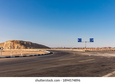 Hurghada, Egypt - November 08, 2020:  On The Highway From Hurghada To Luxor