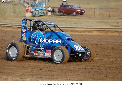 HUT 100 Midget Sprint Car Race