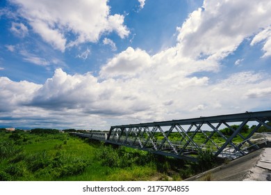 Huwei Steel Bridge Was Financed By Dai-Nippon Sugar, Designed By The British. It Is One Of Only A Few Bridges Used By Sugar Factory Trains In Taiwan.