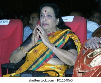 HYDERABAD,AP,INDIA-APRIL 03:Telugu Cinema Actress Jamuna Felicitated During VB Rajendra Prasad Asiti Mahotsav On 03 April,2012 In Hyderabad,Ap,India.Acted In 198 Indian Films Since1952.