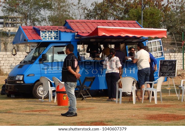 Hyderabadindiamarch 4indian People Buy Street Food Stock