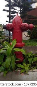 hydrant. is one of the fire extinguishers.