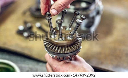 A Hydraulic Hydrostatic Piston Pump Rotating Group Service