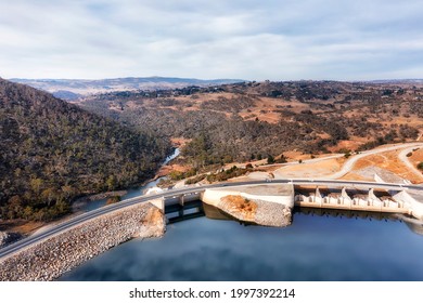 Hydro Scheme Power Generation Energy Station Dam On The Snowy River In Snowy Mountains Of Australia - Jindabyne Lake.