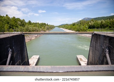 Hydroelectric Facility At The Salzach In Urstein, Salzburg - Austria