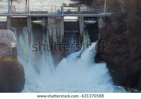 hydroelectricity powerstation waterfall reservoir turbine electricity