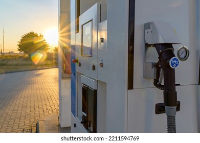 Hydrogen Fuel Pump For Automobiles Running On Pollution-free Hydrogen-powered Fuel Cells. Hydrogen Logo On Gas Stations Fuel Dispenser. H2 Combustion Engine For Emission Free Ecofriendly Transport.