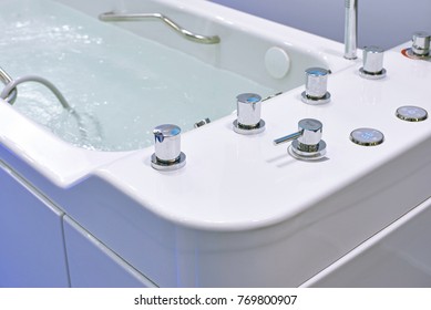 Hydromassage Bath For Medical Procedures