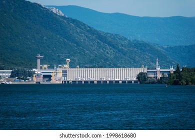 62 Iron Gate Hydroelectric Plant Images, Stock Photos & Vectors ...