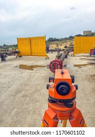 Hydrostatic test and level control with leveling ( levelling ) of the process piping. A hydrostatic test is a way in which pressure vessels such as pipelines, gas cylinders, boilers and fuel tanks.