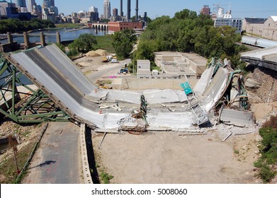 I-35W Bridge Collapse In Minneapolis