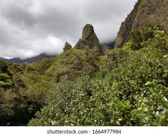 Iao Valley State Park, Maui Hawaii 