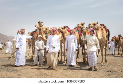 Ibri, Oman, 28th April 2018: Omani People At A Camel Race In A Countryside