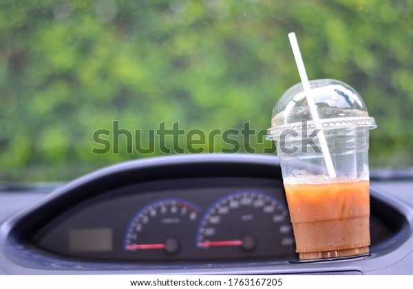 Ice Coffee break in\
car