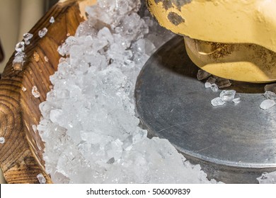 Ice Cream Maker Churning