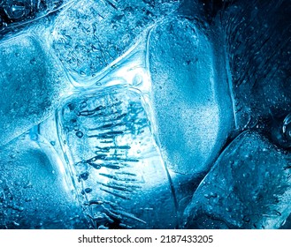 The ice cube shape has been adjusted to add color,It will help refresh and make you feel good.