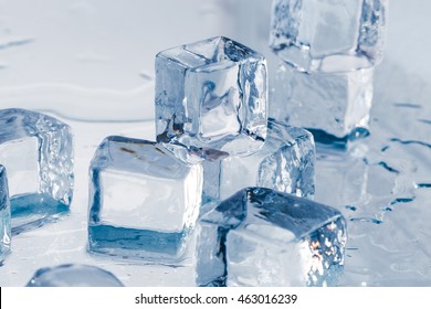 4,296 Round ice cube Images, Stock Photos & Vectors | Shutterstock