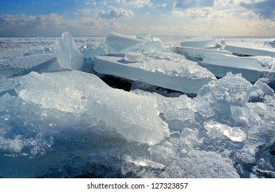 4,170 Broken Ice Block Images, Stock Photos & Vectors | Shutterstock