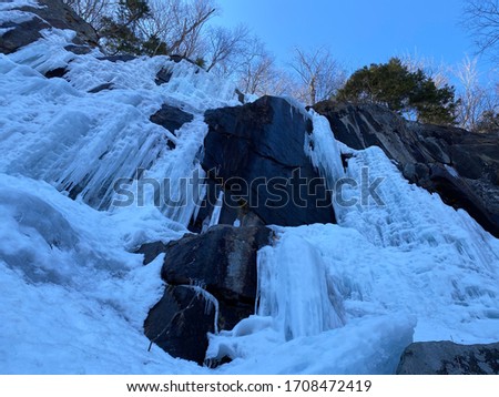 Ice and icicles on the trail down from Frankenstein Cliff in New Hampshire