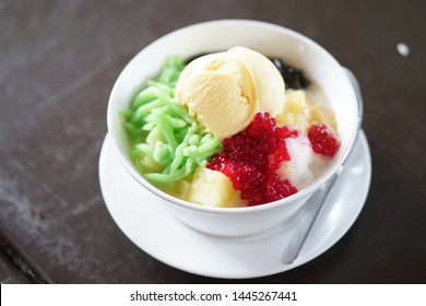 Cendol Jagung Images Stock Photos Vectors Shutterstock