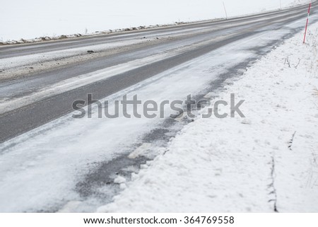 Ice road