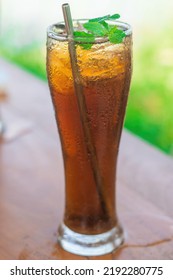 Ice Tea Close Up Photography With Bokeh Background Premium Photo