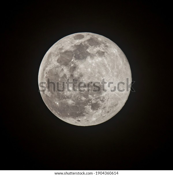 Ice or wolf moon of\
January 28, 2021